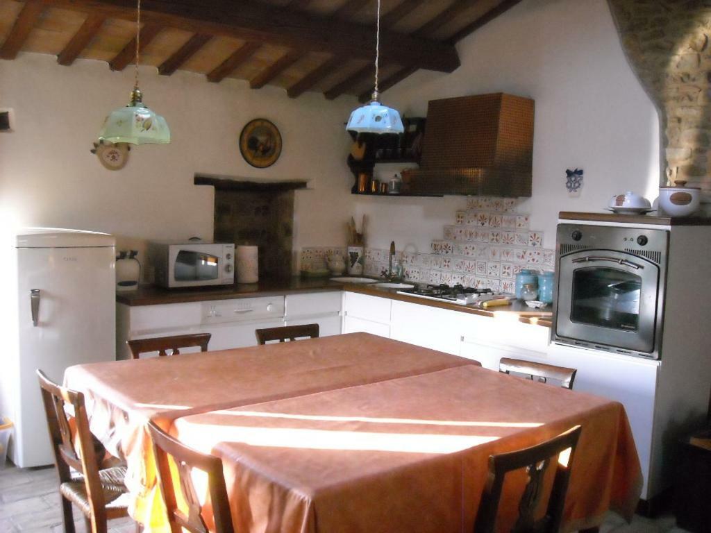 Bed and Breakfast Cascinale La Mimosa Cupramontana Exterior foto